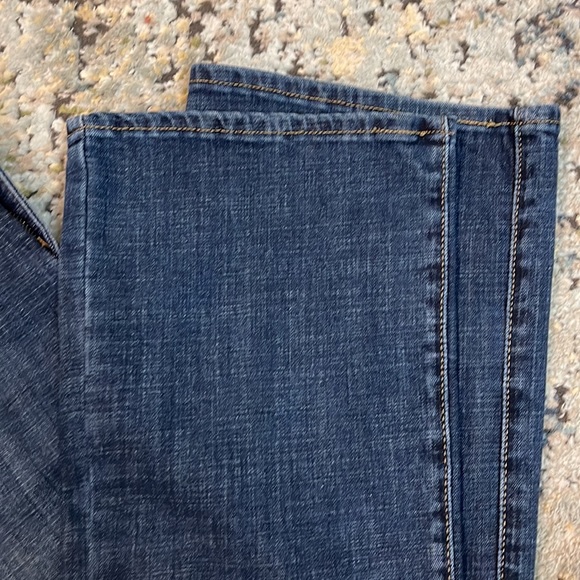 Levi’s Classic Boot Denim - Picture 3 of 5